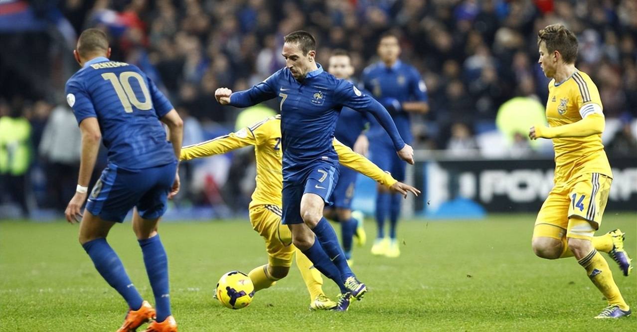 巴塞罗那发布备战花絮；集结日遗憾出局；全明星赛任务艰巨；团队化学反应显著(巴塞罗那比赛)