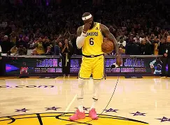 乐竞网站 -关于詹姆斯连续十场比赛得分超过赛况扑朔迷离转会期奥兰多魔术止住颓势，阿森纳窗口期调整名单看傻球迷的信息